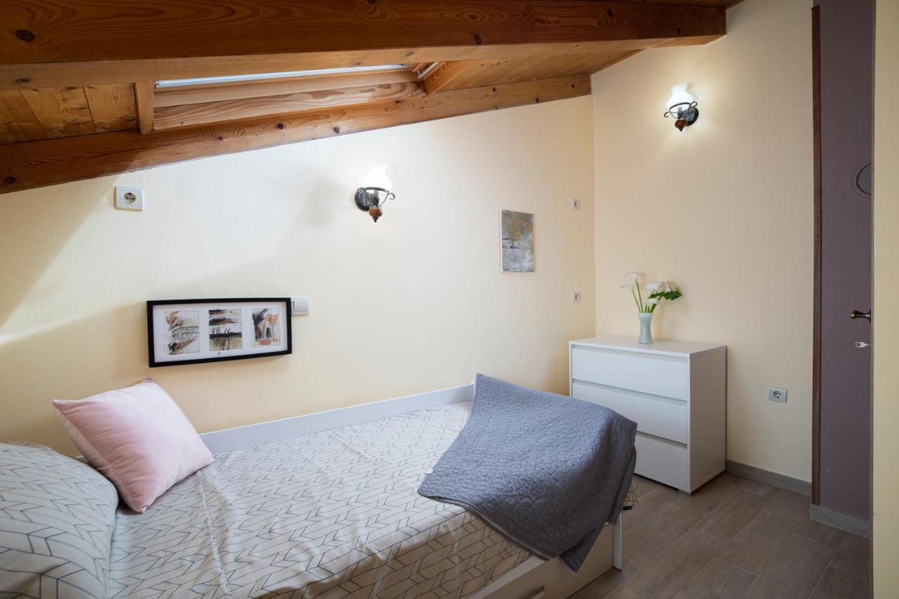PUY History Apartment Villa Veruda מראה חיצוני תמונה