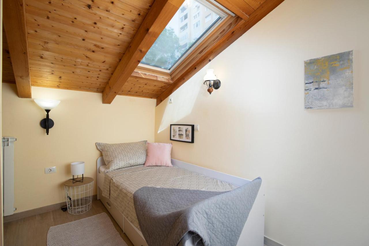 PUY History Apartment Villa Veruda מראה חיצוני תמונה